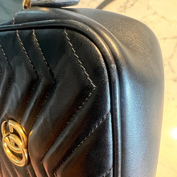 Authentic Gucci Marmont Small Shoulder Bag - Picture 8 of 16